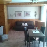 & Golf Zell Am Apartment