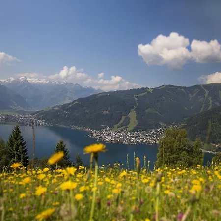 & Golf Zell Am Apartment *